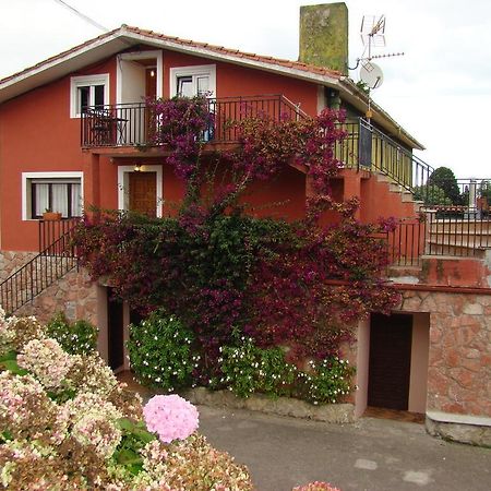 Pension Mariaje Celorio  Exterior photo